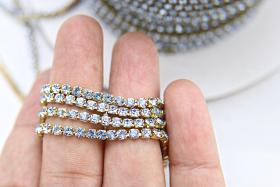 10ss Swarovski Close Cup Chain in Light Sapphire 2.8mm Made in Austria 0.5/1/2/5 Meters rare couture materials, strass vintage chains