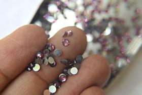 12SS Swarovski Flatbacks in Crystal Chaton Amethyst 2088 (3.2mm) Made in Austria 72/144/720/1440 Pieces Nail art decoration, craft supplies