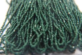 11/0 Hanks Charlotte Cut Beads 53270 Emerald Opaque 1/5/25/50/100 Hanks 2.0mm glass beads, jewelry supply, findings, craft supply vintage