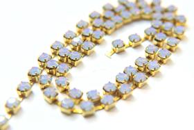 18ss Swarovski Rhinestone Chain in Sky Blue Opal (4.2mm) 0.5/1/2/5 Meters Bridal Supplies, Jewelry, vintage findings, embroidery materials