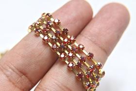 10 SS Swarovski Rhinestone Cup Chain in Crystal Red Magma 2.8mm Made in Austria 0.5/1/2/5 Meters vintage findings / jewelry making / strass