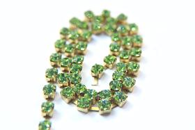 18ss Swarovski Rhinestone Chain in Peridot (4.2mm) 0.5/1/2/5 Meters Bridal Supplies vintage findings, strass chains, jewelry making