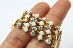 16 SS Rhinestone Chain Swarovski in White Alabaster & Crystal AB 4mm 0.5/1/2/5/15 Meters vintage findings, strass chains, premium findings