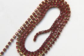 14pp Swarovski Vintage Chain in Siam (2mm) 0.5/1/2/5/15 Meters Brass Settings vintage premium findings, strass chains, jewelry making