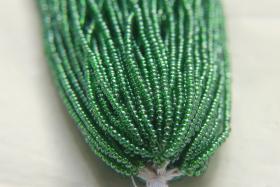 11/0 Czech Seed Bead Czech Seed Bead, Green Luster 1/5/25/50/100 Full hanks Preciosa Ornella loose beads, mix beads, embroidery
