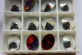 18x13 mm Vintage Swarovski Oval Crystal Volcano V Bed 2/6 Pieces gemstones opal, jewlery making, color zirconium