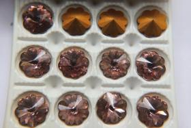 1701 Rivoli Flower Swarovski Austrian Crystal in Lite Amethyst 14mm foil back