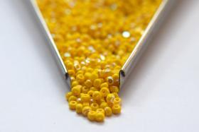 8/0 Charlotte Cut Beads Patina Opaque Yellow Aurore Boreale 10/20/50/250/500 Grams PREMIUM SEED Beads jewelry supply vintage findings