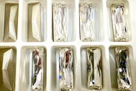 Swarovski 4547 Princess Baguette Fancy Stone 30X 10 mm Crystal foiled