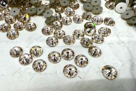 Swarovski Light Silk  5MM Xirius Lochrose SEW ON STONES 3188 embroidery materials couture material