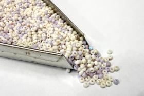 11/0 Charlotte Cut Beads Periwinkle Petal Mix