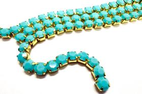 Turquoise Preciosa Rhinestone close cup chain, 16 SS