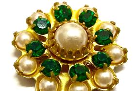 16mm Vintage brass Swarovski Flower Design in Emerald pearl crystal Embellishment DIY Supplies wedding decorations