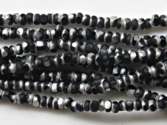 11/0 Charlotte true Cut Beads Patina Frosted Jet Black Silver 10/20/50/250/500 Grams 1300 Pieces loose beads, embroidery materials, vintage