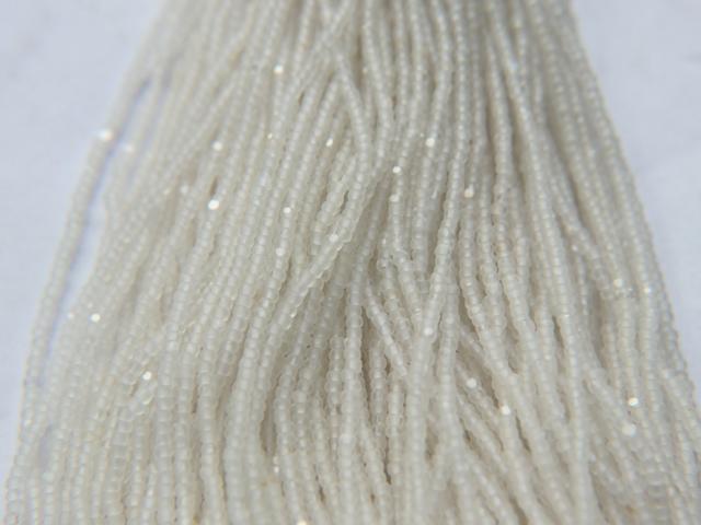 11/0 Hanks Charlotte Cut Beads Matt CRYSTAL 1/5/25/50/100 Hanks 2.0mm jewellery rare glass beads, jewelry supply, findings, craft supply