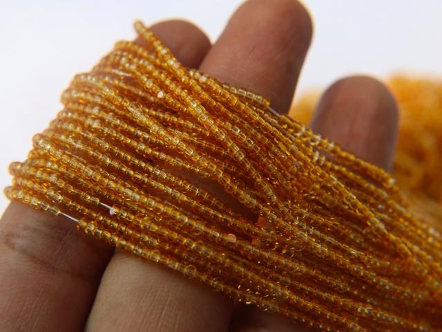 11/0 Hanks Charlotte Cut Beads 10020 Transparent Light Topaz 1/5/25/50/100 Hanks 2.0mm glass beads, jewelry supply, findings, craft supply
