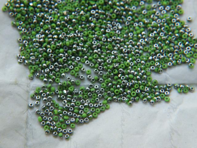 13/0 Charlotte Cut Beads Patina Opaque Peridot Silver 5/10/20/50/250/500 Grams glass beads, jewelry supply, findings, craft supply,vintage