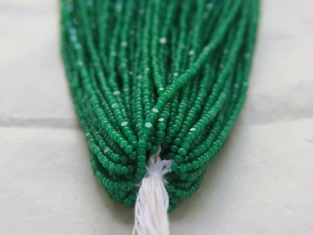 11/0 Hanks Charlotte Cut Beads Opal Green 1/5/25/50/100 Hanks 2.0mm jewellery rare glass beads, jewelry supply, findings, Native supply