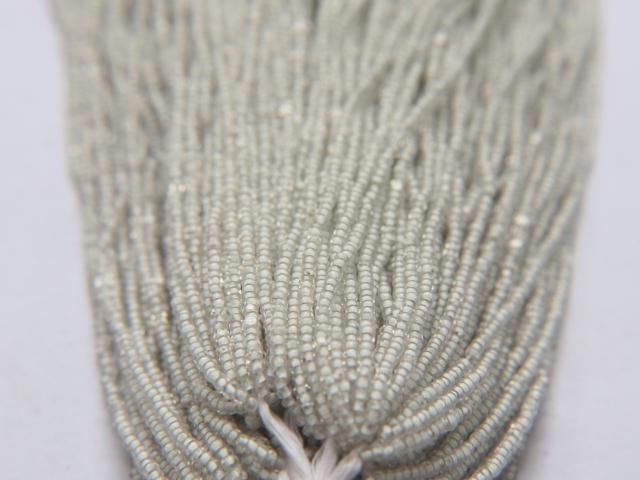 11/0 Hanks Charlotte Cut Beads Crystal White Lined 1/5/25/50/100 Hanks 2.0mm glass beads, jewelry supply, findings, Native supply