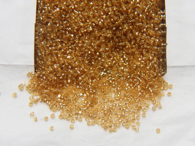 13/0 Charlotte Cut Beads Gold Silver Lined 5/10/20/50/250/500 craft supplies, jewelry making, embroidery materials, vintage