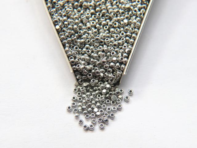 11/0 Charlotte Cut Beads Metallic Aluminium Silver 10/20/50/250/500 Grams 1300 Pieces faceted seed beads, embroidery materials